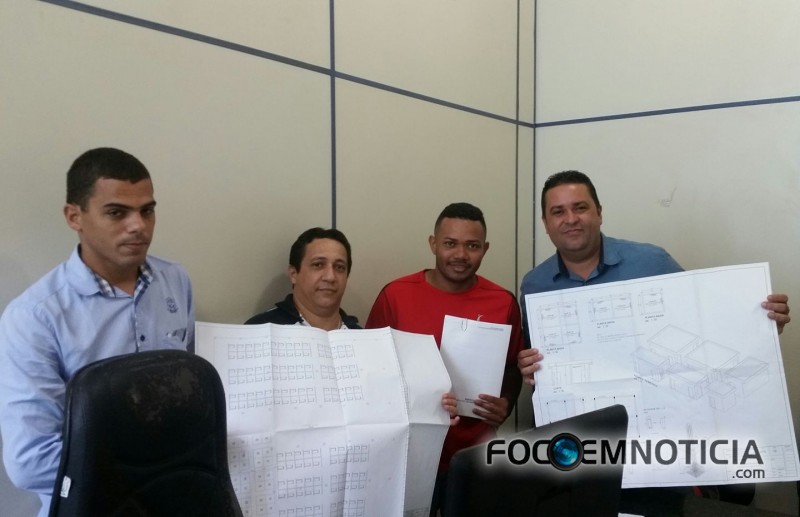 VEREADOR AMALEC DA COSTA PEDE A CONSTRU&Ccedil;&Atilde;O  DE NOVOS BOXES NA  FEIRA DO PRODUTOR EM ARIQUEMES