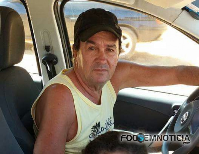 ACIDENTE NA BR -  364 ENVOLVENDO CARRETA E CAMINH&Atilde;O BOIADEIRO MATA UMA  PESSOA