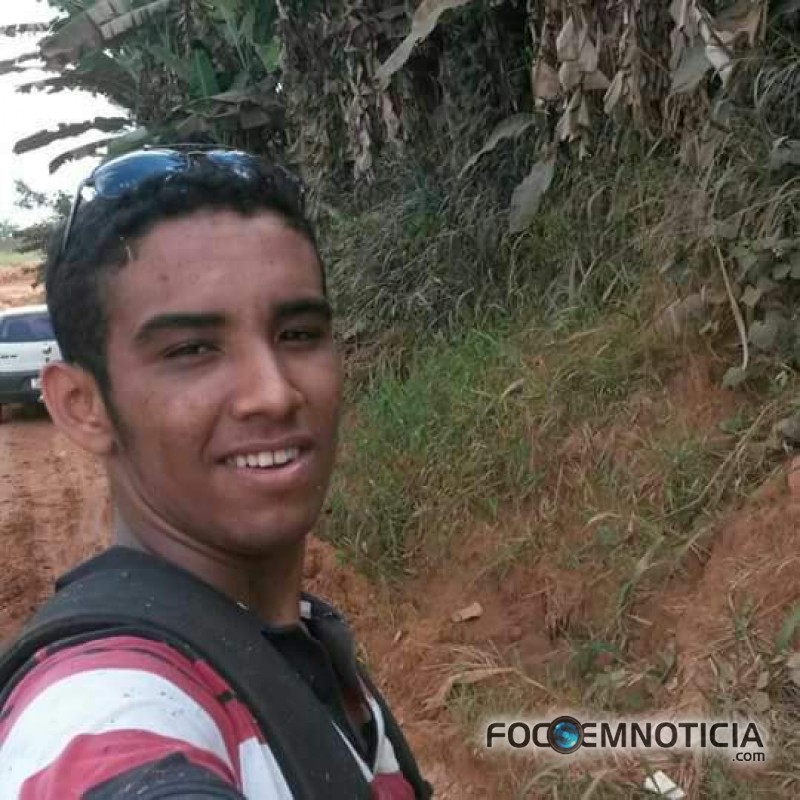 ACIDENTE ENVOLVENDO TR&Ecirc;S MOTOS MATA DUAS PESSOAS, UMA DAS V&Iacute;TIMAS ERA DE ARIQUEMES