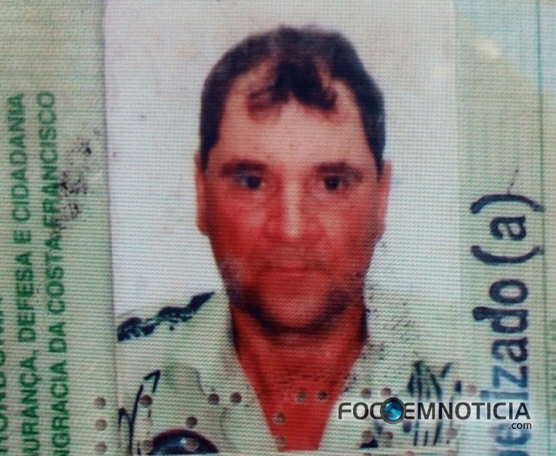 MOTOCICLISTA MORRE ESMAGADO POR CARRETA NA BR - 364 AP&Oacute;S BATER NA TRASEIRA DE CARRO