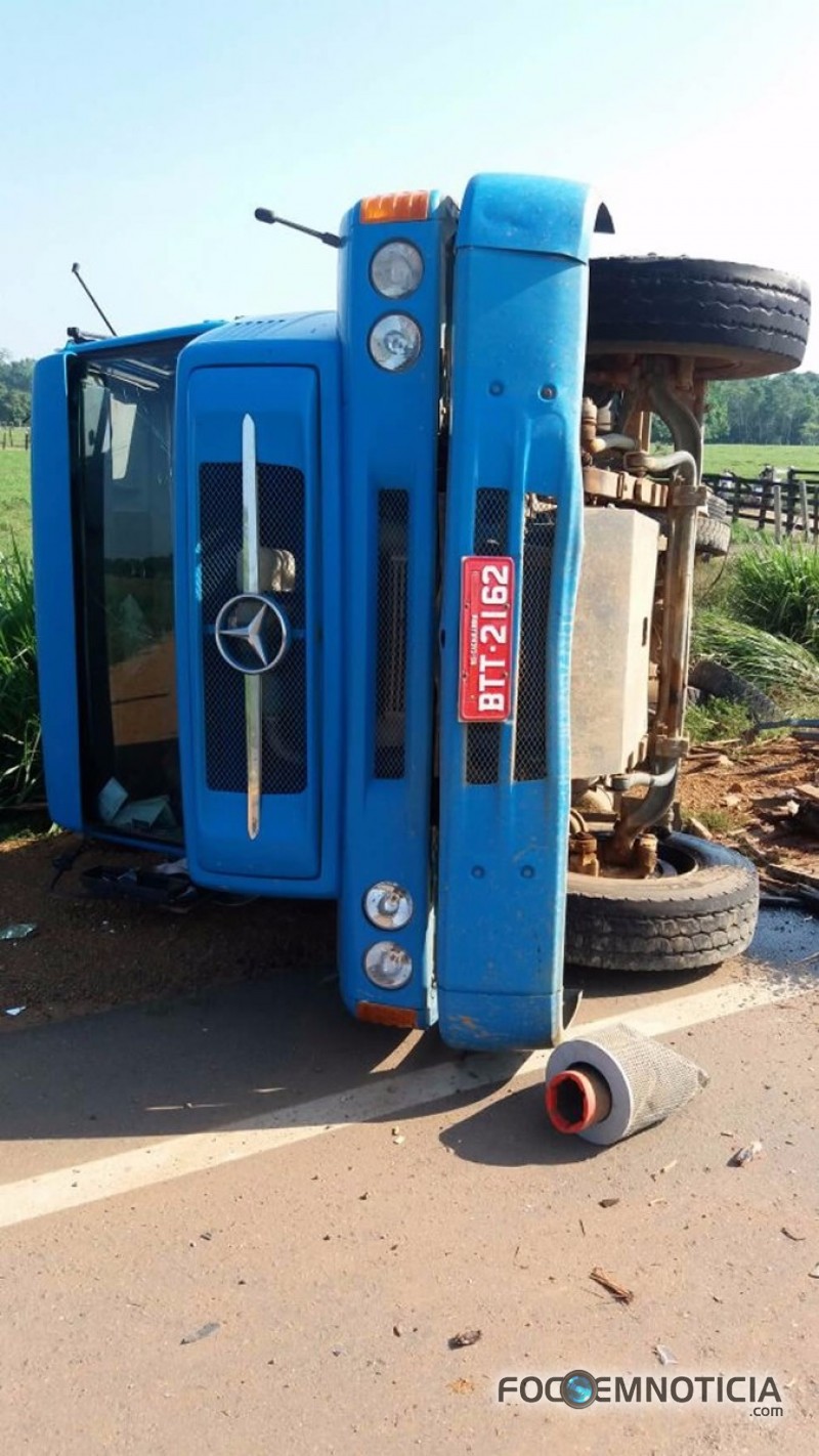 ACIDENTE NA BR - 421  ENVOLVENDO CAMINH&Atilde;O E &Ocirc;NIBUS DA MARLIM DEIXA PASSAGEIROS GRAVEMENTE FERIDOS