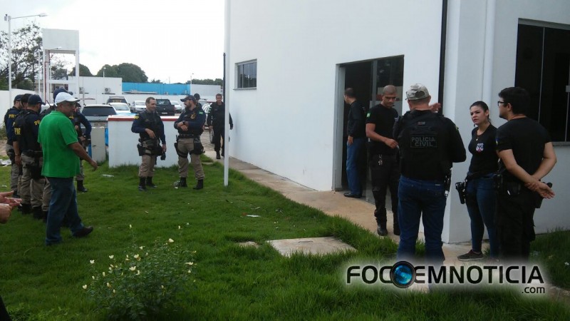 POL&Iacute;CIA CIVIL DEFLAGRA OPERA&Ccedil;&Atilde;O PARA COMBATER TR&Aacute;FICO DE DROGAS E PRENDE 14 PESSOAS EM ARIQUEMES