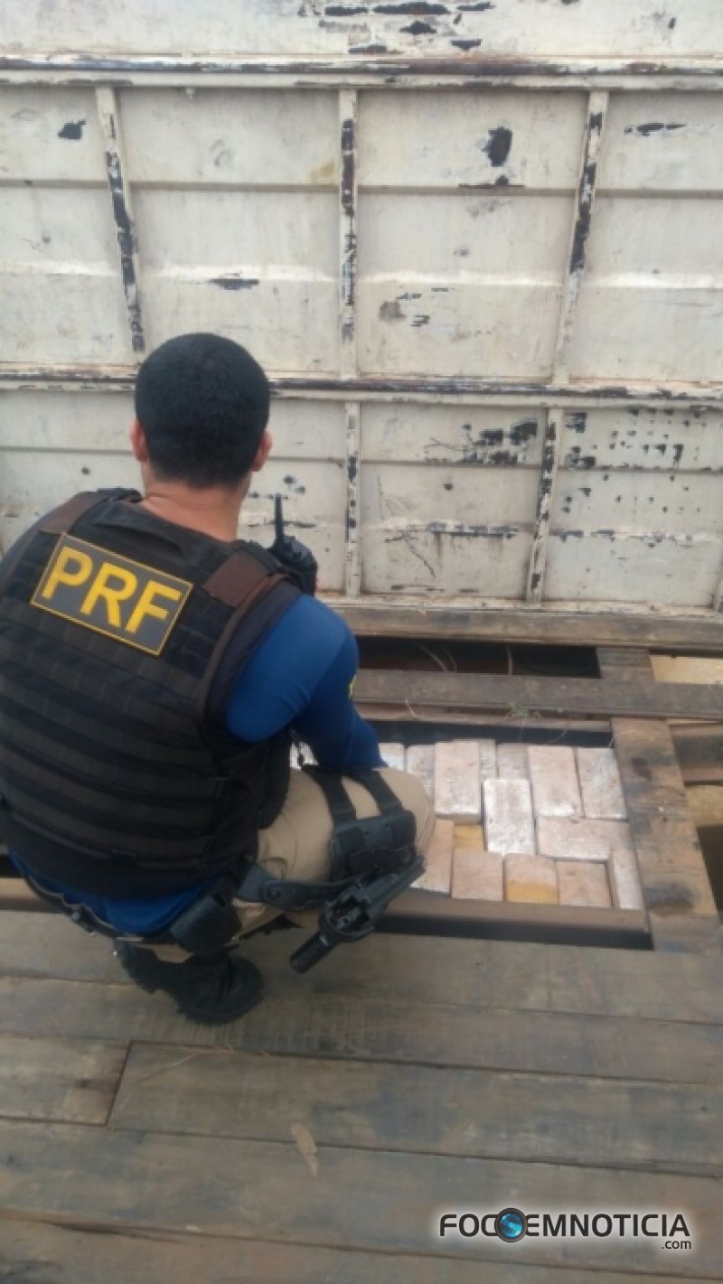 A&Ccedil;&Atilde;O CONJUNTA DA PRF E PF APREENDE CEM QUILOS DE COCA&Iacute;NA
