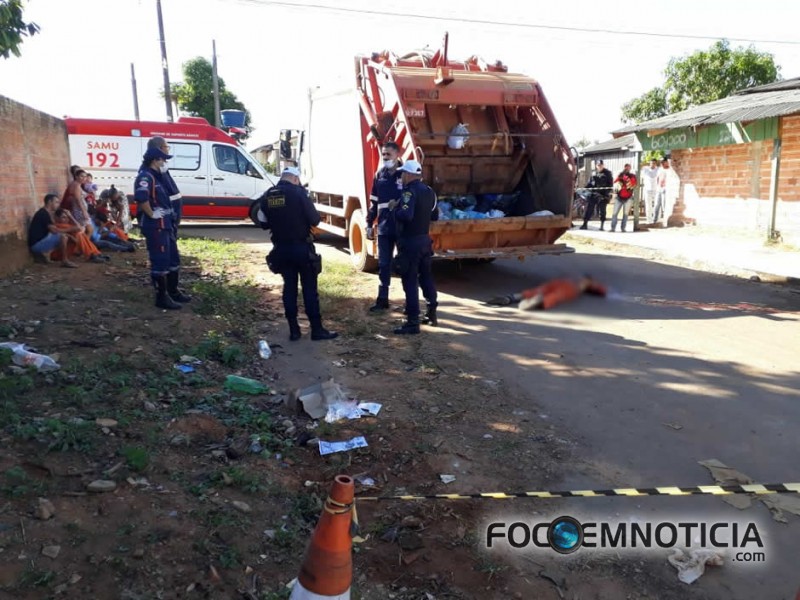 GARI MORRE ATROPELADO POR CAMINH&Atilde;O DE COLETA DE LIXO NO SETOR 10 EM ARIQUEMES