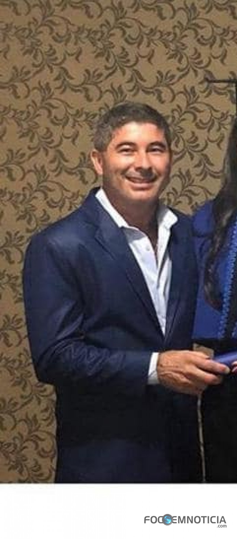 HOMEM &Eacute; ASSASSINADO COM QUATRO TIROS EM RESTAURANTE NO CENTRO DE ARIQUEMES