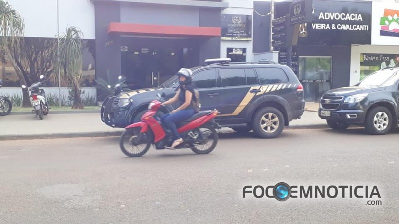 POL&Iacute;CIA FEDERAL DEFLAGRA OPERA&Ccedil;&Atilde;O "DEFOREST" EM ARIQUEMES E REGI&Atilde;O, 16 MANDATOS DE PRIS&Atilde;O
