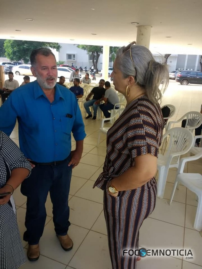 DEPUTADO ADELINO FOLLADOR MANDA MAIS DE CEM MIL REAIS PARA ESCOLAS EM ARIQUEMES