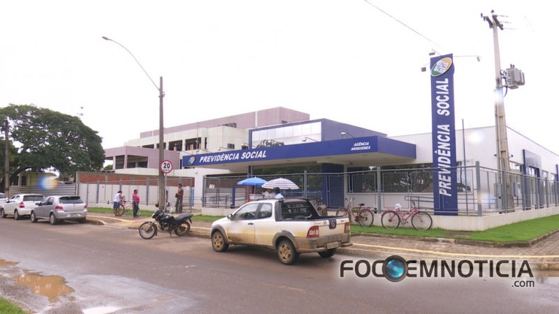 ABANDONADA: POR FALTA DE FUNCION&Aacute;RIOS  INSS DE ARIQUEMES ABRE 2 HORAS AO DIA E CORRE RISCO DE FECHAR