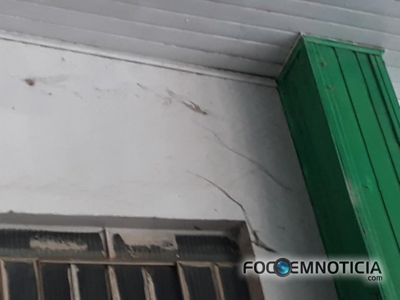 MATO, TEIA DE ARANHA E COC&Ocirc; DE POMBO TOMAM CONTA DO TERMINAL RODOVI&Aacute;RIO DE ARIQUEMES