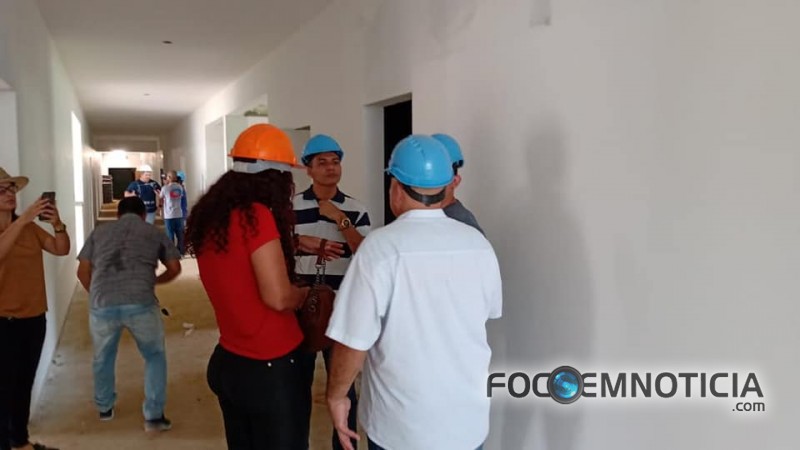 VEREADOR JOEL DA YAMAHA FISCALIZA OBRA DO HOSPITAL REGIONAL EM ARIQUEMES