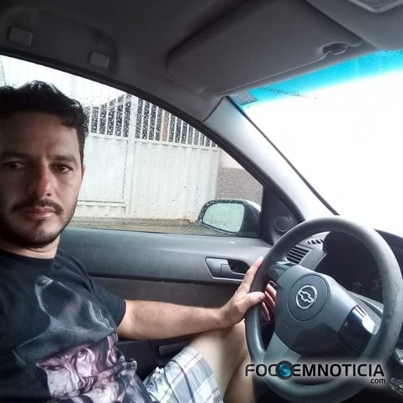 HOMEM &Eacute; ASSASSINADO COM 03 TIROS NO SETOR - 05 EM ARIQUEMES