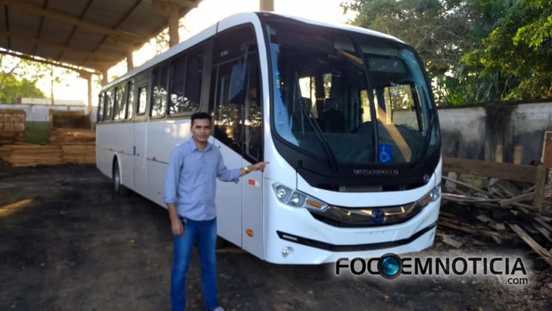 SENADOR ATENDE PEDIDO DO VEREADOR JOEL E MUNIC&Iacute;PIO RECEBE &Ocirc;NIBUS PARA LEVAR PACIENTES PARA "PVH"