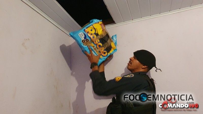 POL&Iacute;CIA MILITAR APREENDE 60 QUILO DE DROGAS
