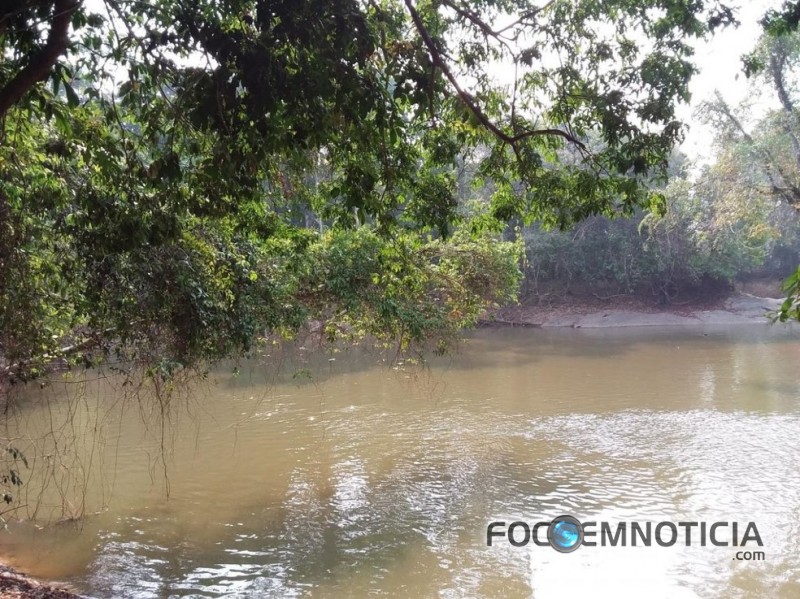 M&Atilde;E MORRE AFOGADA NO RIO BRANCO EM ARIQUEMES AO TENTAR SALVAR A  FILHA