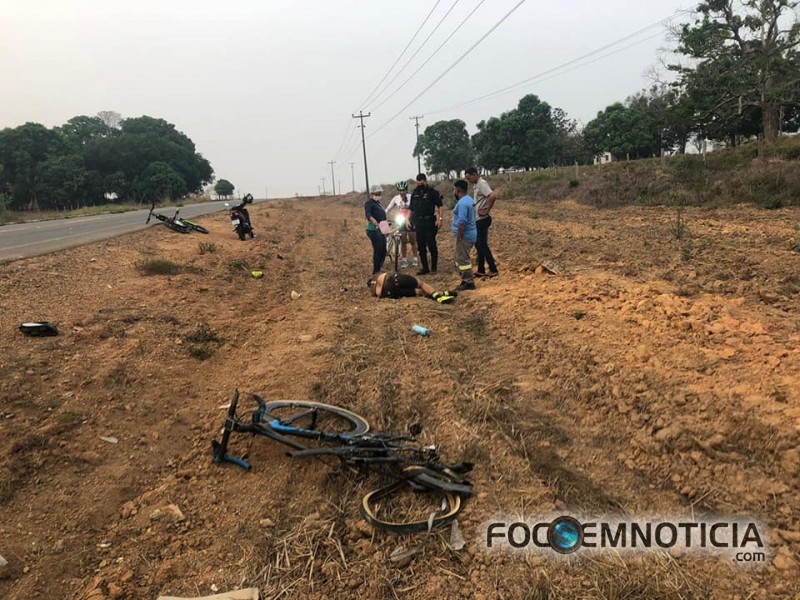 ACIDENTE  NA BR - 421 PR&Oacute;XIMO A ARIQUEMES TIRA A VIDA DE EMPRES&Aacute;RIO, IMAGENS FORTES