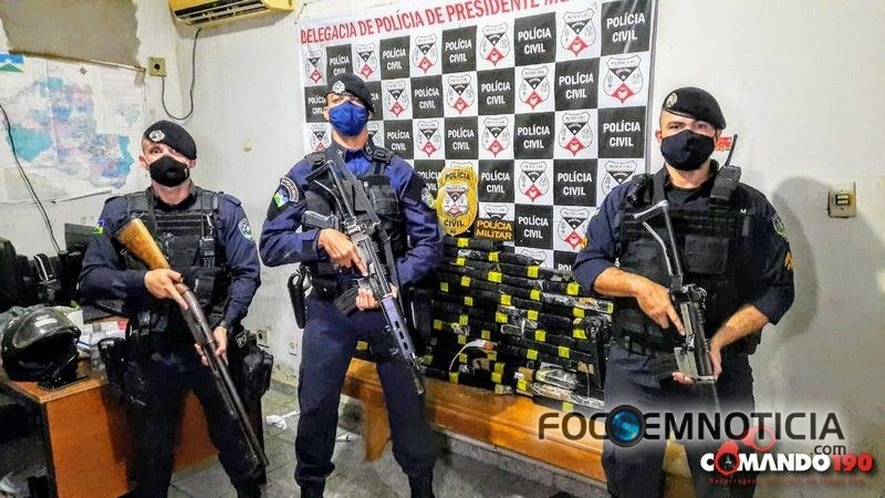 OPERA&Ccedil;&Atilde;O CONJUNTA ENTRE PM E PC APREENDE MAIS DE 15O QUILOS DE MACONHA E PRENDE 05 TRAFICANTES