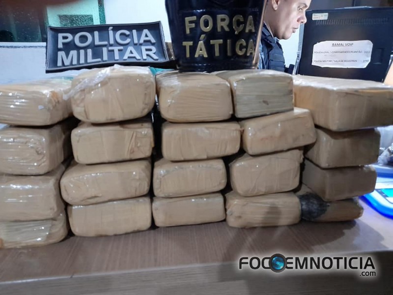 POL&Iacute;CIA MILITAR APREENDE 19 QUILOS DE MACONHA E PRENDE TR&Ecirc;S PESSOAS EM ARIQUEMES
