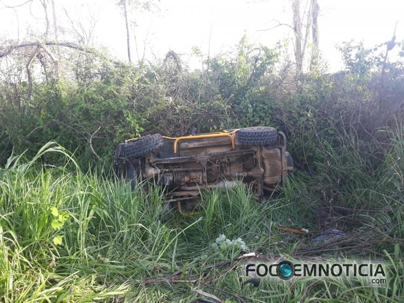 ACIDENTE NA ESTRADA DE BURITIS ENVOLVENDO MOTOS E VE&Iacute;CULO DEIXA TR&Ecirc;S PESSOAS MORTAS