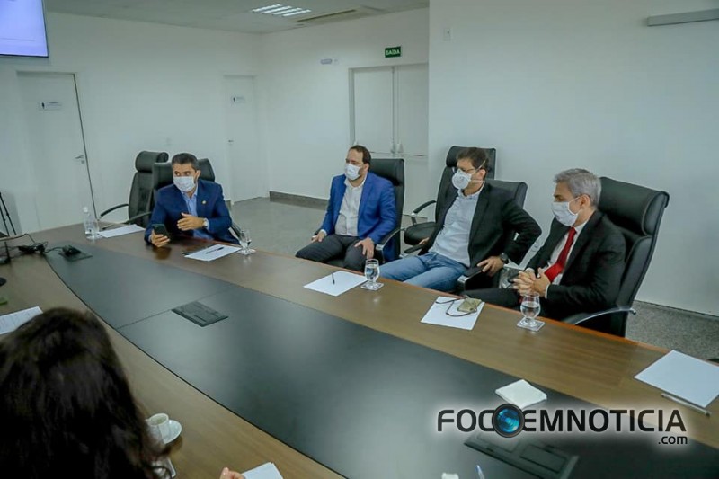 ALEX REDANO E MARCOS ROG&Eacute;RIO SE UNEM NA LUTA PARA COMPRAR VACINAS E IMUNIZAR POPULA&Ccedil;&Atilde;O DE ROND&Ocirc;NIA