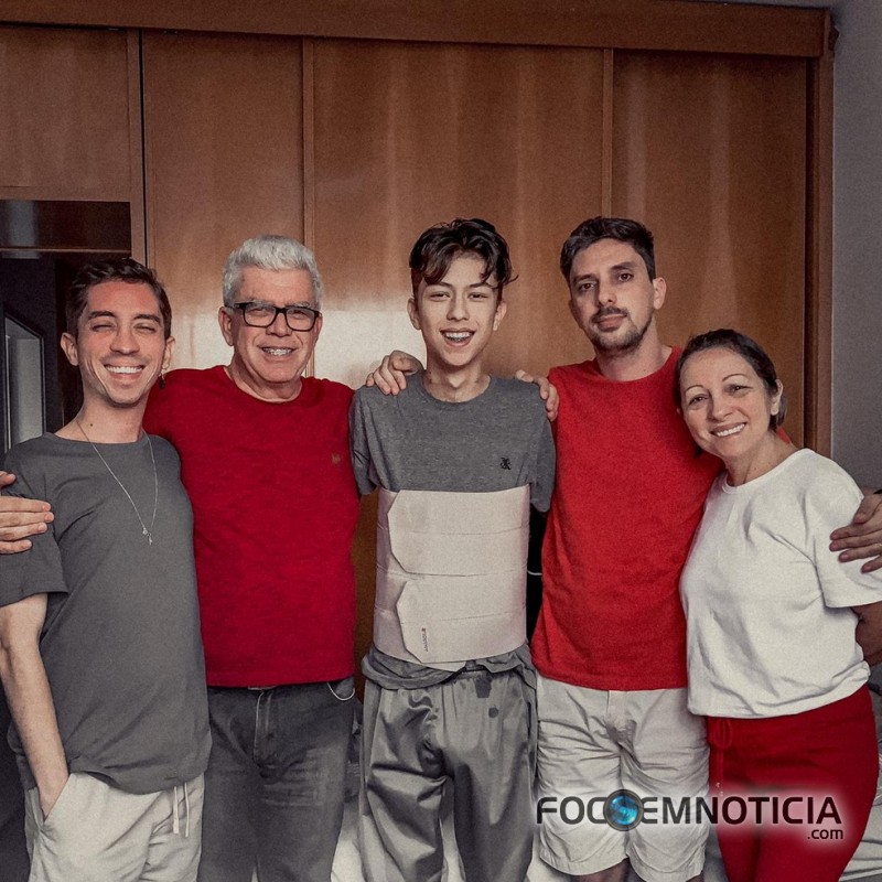 M&Atilde;E DIZ QUE DEUS FEZ UM MILAGRE NA VIDA DO SEU FILHO E DEVOLVEU SUA ALEGRIA DE VIVER