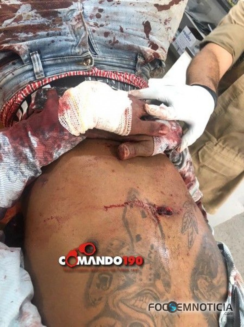 LADR&Otilde;ES ASSALTAM COM&Eacute;RCIO, EMPRES&Aacute;RIO REAGE, 01 MORRE E OUTRO &Eacute; BALEADO, V&Iacute;DEO E IMAGENS DE IMPACTO