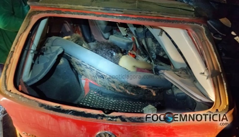 ACIDENTE ENVOLVENDO GOL E CAMINH&Atilde;O MATA PAI, M&Atilde;E E FILHO DE 06 ANOS EM MACHADINHO DO OESTE