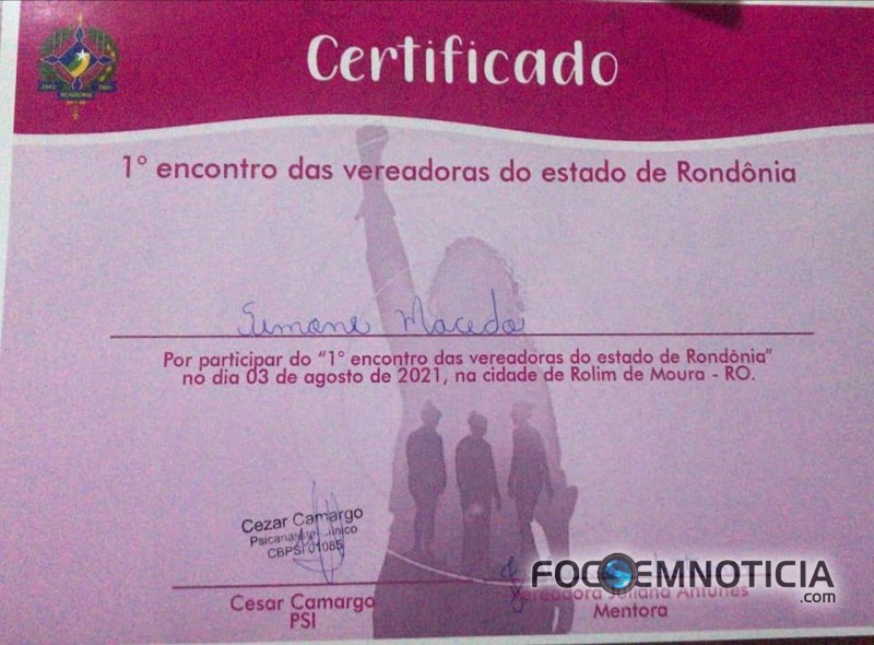 PRESIDENTE DO PSL "MULHER" VEREADORA SIMONE PARTICIPA DE ENCONTRO EM ROLIM DE MOURA