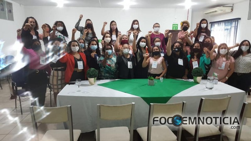 PRESIDENTE DO PSL "MULHER" VEREADORA SIMONE PARTICIPA DE ENCONTRO EM ROLIM DE MOURA