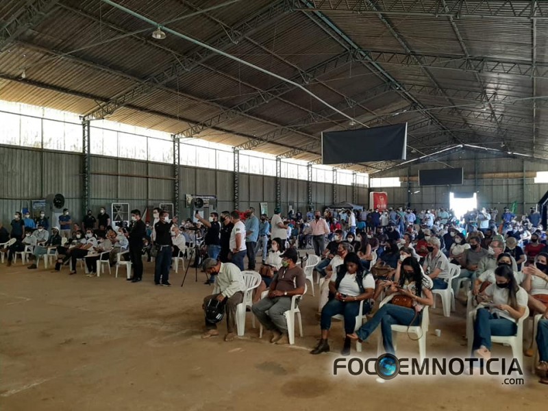 VEREADORA SIMONE MACEDO PARTICIPA DO LAN&Ccedil;AMENTO DO PROGRAMA "AGROLEITE" EM MACHADINHO DO OESTE