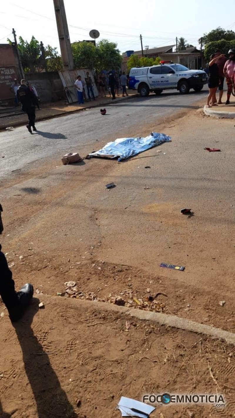 ACIDENTE ENVOLVENDO MOTO E CARRO NA PERIMETRAL LESTE EM ARIQUEMES TIRA A VIDA DE TIA E SOBRINHO