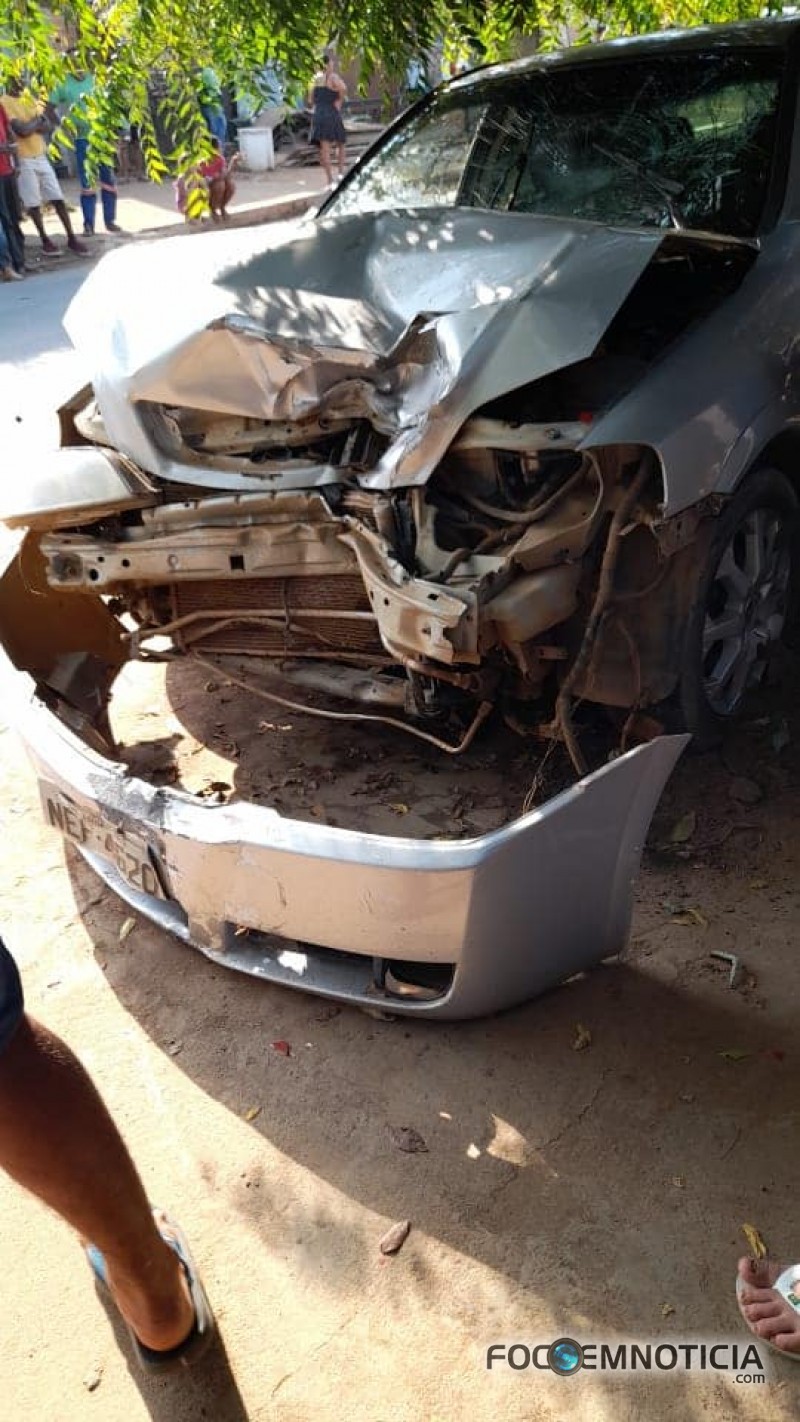 ACIDENTE ENVOLVENDO MOTO E CARRO NA PERIMETRAL LESTE EM ARIQUEMES TIRA A VIDA DE TIA E SOBRINHO