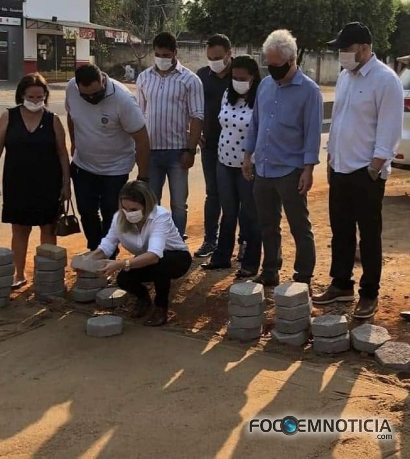 AP&Oacute;S 40 ANOS DE ESPERA COME&Ccedil;AM AS OBRAS DE BLOQUETEAMENTOS NAS ALAMEDAS EM ARIQUEMES