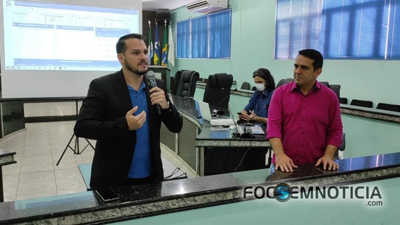 PROJETO "C&Acirc;MARA SEM PAPEL" &Eacute; IMPLANTADO NO PODER LEGISLATIVO EM ARIQUEMES
