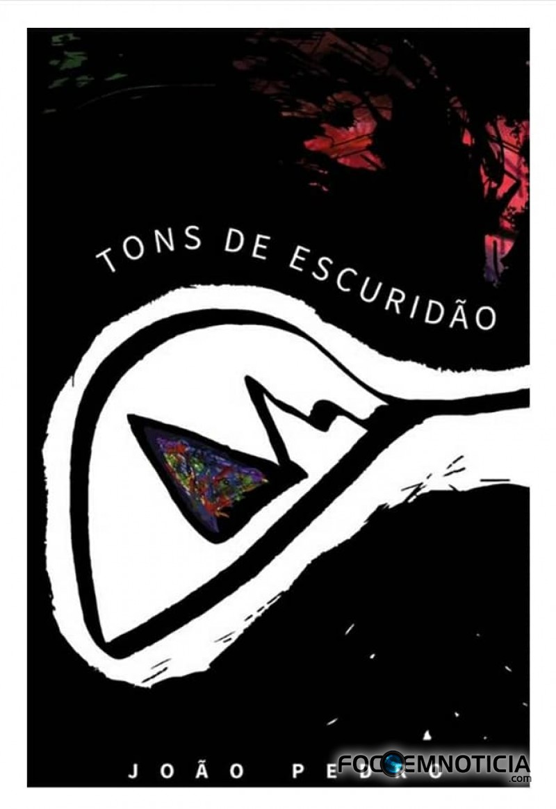 TONS DE ESCURID&Atilde;O: PROFESSOR RONDONIENSE LAN&Ccedil;A LIVRO INDEPENDENTE, OBRA J&Aacute; &Eacute; SUCESSO
