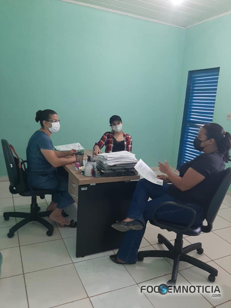 VEREADORA SIMONE ACOMPANHA IN&Iacute;CIO DAS OBRAS DA REDE DE &Aacute;GUA EM BOM FUTURO