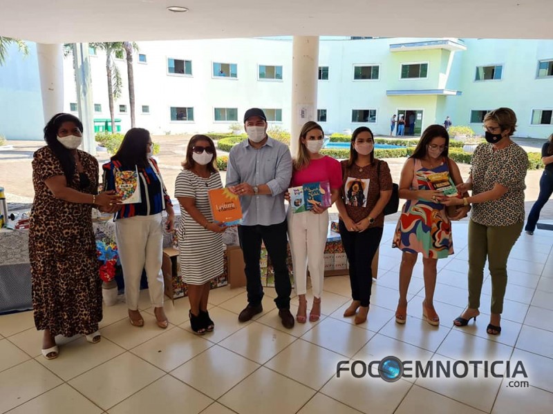 PRESIDENTE ALEX REDANO INVESTE MAIS DE 1 MILH&Atilde;O EM MATERIAIS PEDAG&Oacute;GICOS NAS ESCOLAS DE ARIQUEMES