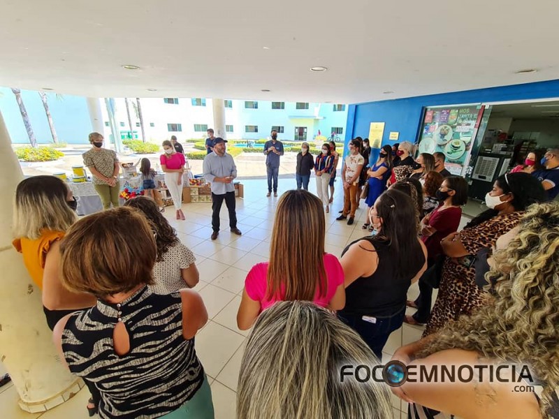 PRESIDENTE ALEX REDANO INVESTE MAIS DE 1 MILH&Atilde;O EM MATERIAIS PEDAG&Oacute;GICOS NAS ESCOLAS DE ARIQUEMES