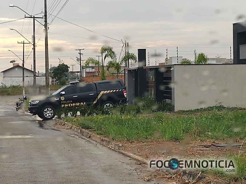 POL&Iacute;CIA FEDERAL DEFLAGRA OPERA&Ccedil;&Atilde;O EM 08 MUNIC&Iacute;PIOS DE ROND&Ocirc;NIA, EM ARIQUEMES 04 PRIS&Otilde;ES E 08 BUSCAS