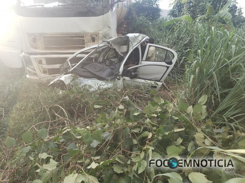 ACIDENTE NA BR - 364 PR&Oacute;XIMO A ARIQUEMES ENTRE CARRETA E CHERY FAZ MAIS UMA V&Iacute;TIMA, FOTOS E V&Iacute;DEOS