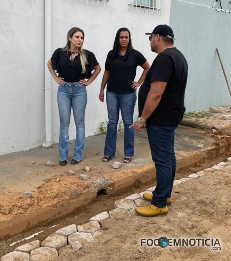 PARCERIA ENTRE PREFEITA CARLA E VEREADORA SIMONE LEVAM BENEF&Iacute;CIOS PARA COMUNIDADE EM ARIQUEMES