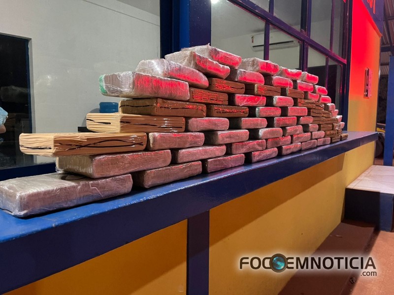 PRF APRENDE 60 QUILOS DE COCA&Iacute;NA SENDO TRANSPORTADO POR AMBUL&Acirc;NCIA DE GUAJAR&Aacute; - MIRIM, V&Iacute;DEOS