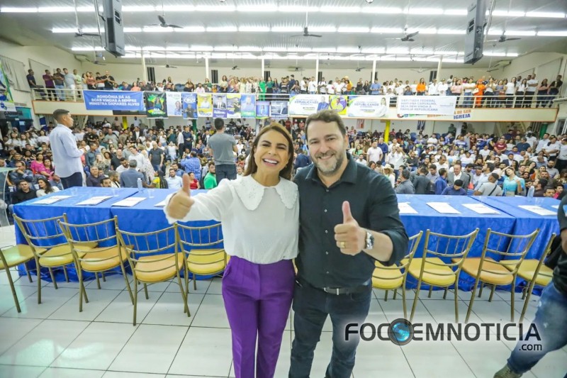 ENCONTRO DO REPUBLICANOS RE&Uacute;NE MAIS DE MIL PESSOAS, ALEX REDANO DIZ QUE PARTIDO EST&Aacute; PRONTO