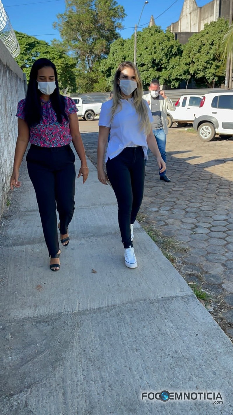VEREADORA SIMONE PARTICIPA DA ENTREGA DE CONTRACEPTIVOS A CASA DE PARTO EM ARIQUEMES