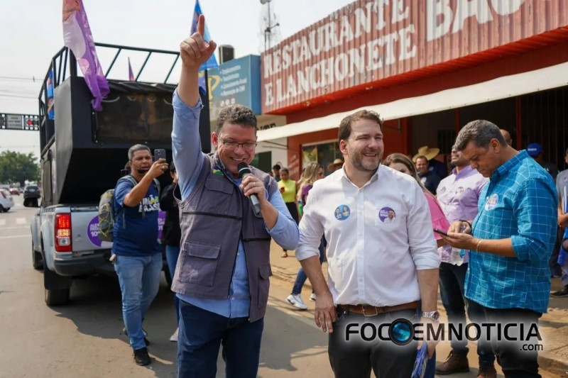 ALEX REDANO INTENSIFICA CAMPANHA E FAZ CAMINHADA COM MARCOS ROCHA E MARIANA EM ARIQUEMES