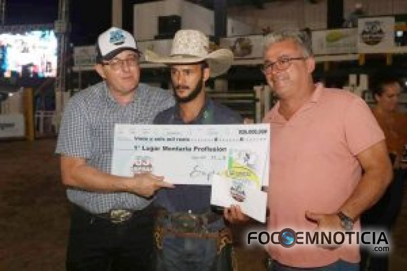 PE&Atilde;O DE RODEIO DE ARIQUEMES VENCE EXPOAP NO ESTADO DO AMAZONAS, V&Iacute;DEO