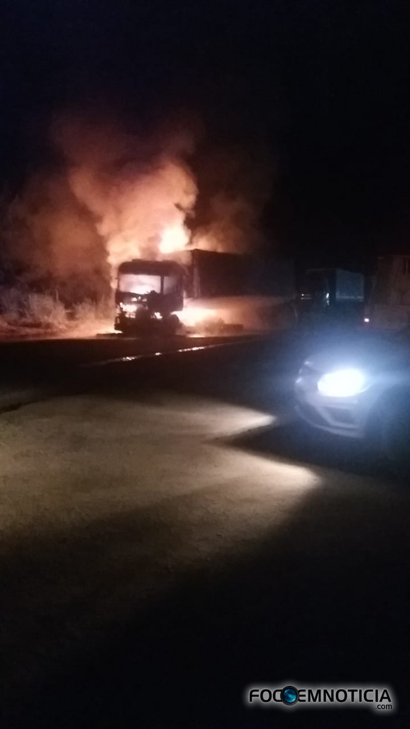 CARRETAS DO IG S&Atilde;O DESTRU&Iacute;DAS PR&Oacute;XIMO A ARIQUEMES, PRF E GOVERNO N&Atilde;O SE PRONUNCIARAM, FOTOS E V&Iacute;DEOS