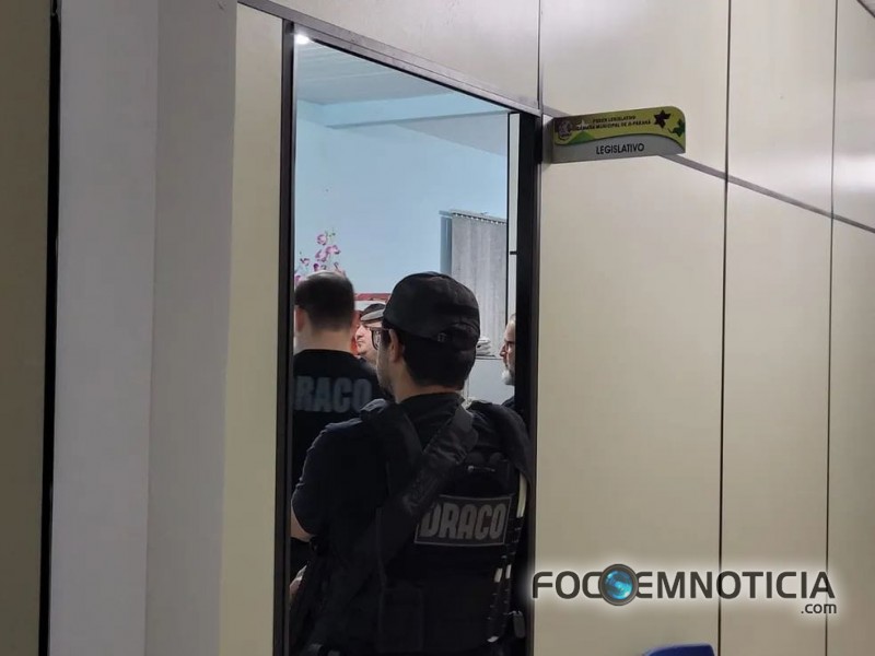 C&Acirc;MARA DE JI - PARAN&Aacute; E ALVO DE OPERA&Ccedil;&Atilde;O DA "PC", ESQUEMA NOS PRECAT&Oacute;RIOS, NOTA OFICIAL &Eacute; EMITIDA