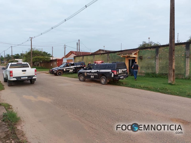 PC DEFLAGRA OPERA&Ccedil;&Atilde;O E PRENDE AV&Oacute; QUE PROSTITU&Iacute;A NETAS DE 10 E 13 ANOS, 06 FORAM PRESOS