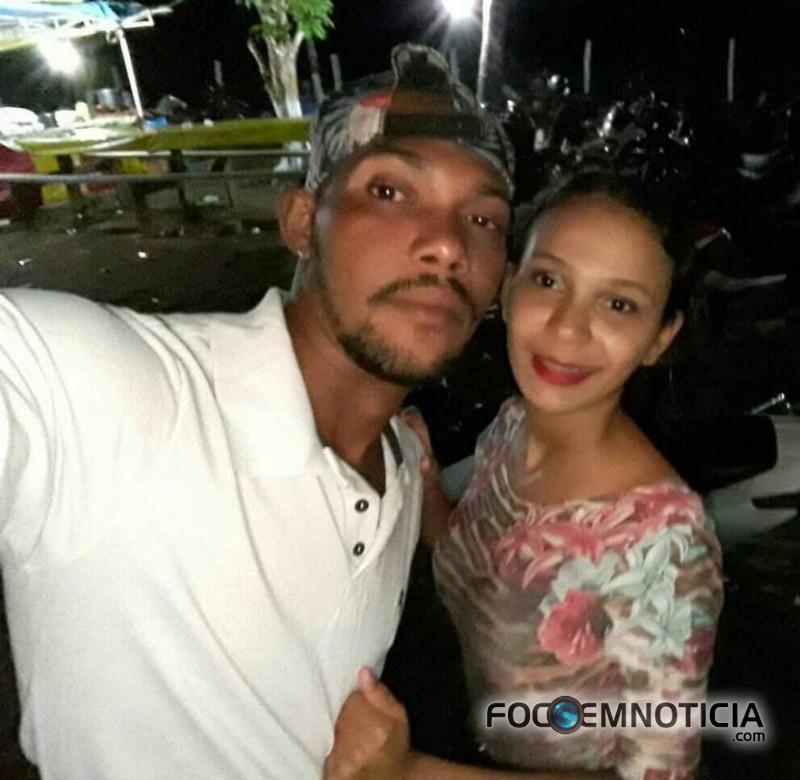 MARIDO MATA ESPOSA COM UMA FACADA NO PESCO&Ccedil;O NA PRESEN&Ccedil;A DOS FILHOS