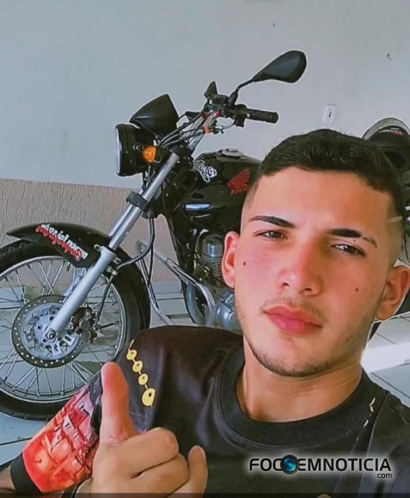 ACIDENTE ENVOLVENDO 02 MOTOS E UM CAMINH&Atilde;O NA BR - 421 MATA UM E DEIXA DOIS FERIDOS